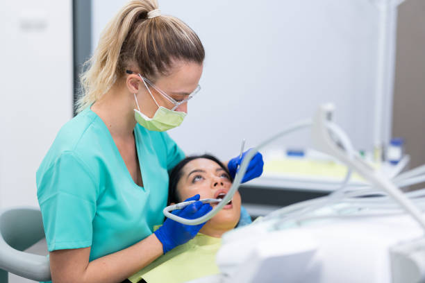 Best Emergency Dental Extractions in Dearborn Heights, MI